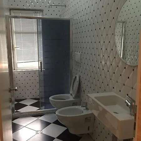 Diamond Hostel Tirana
